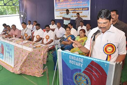 மகளிர் தாமே முன்வந்து மருத்துவ பரிசோதனை செய்து கொள்ள வேண்டும்: அமைச்சர் எம்.சி.சம்பத்